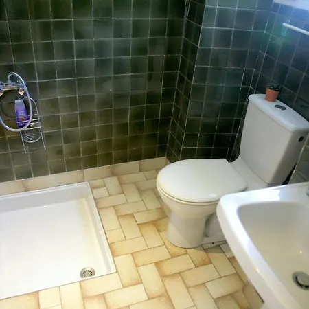 Peaceful 2-Bedroom Apartment With Vineyard View Pomport